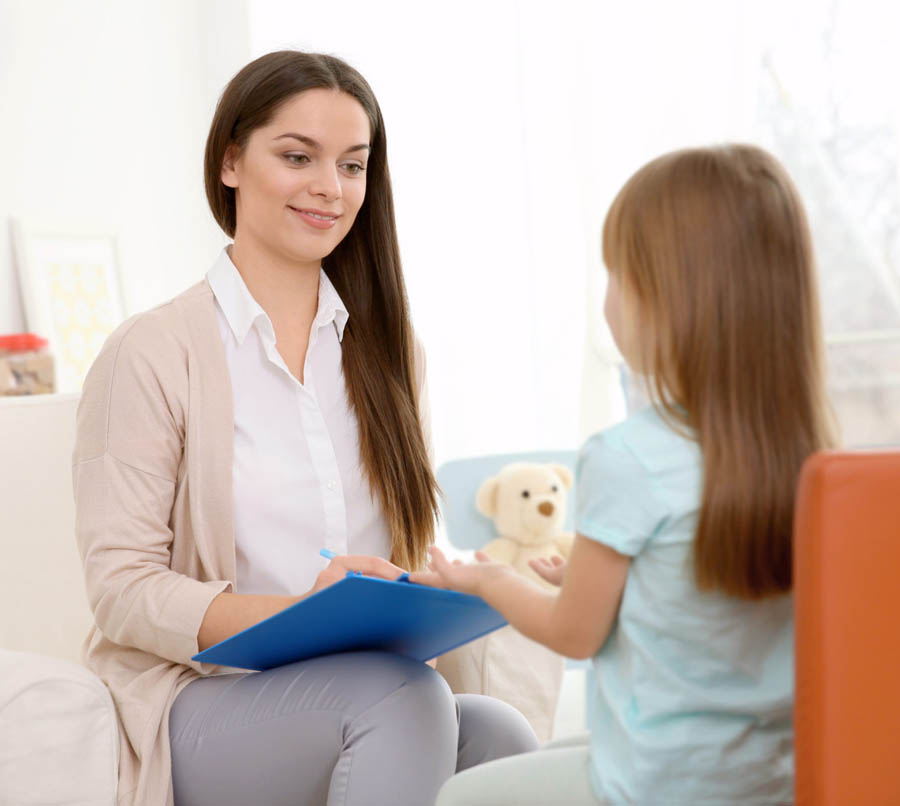 Консультация и помощь детского психолога